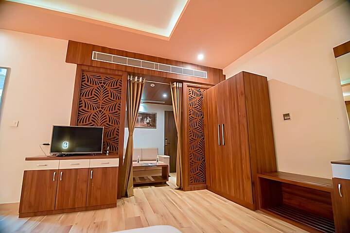 Room 37 of 95