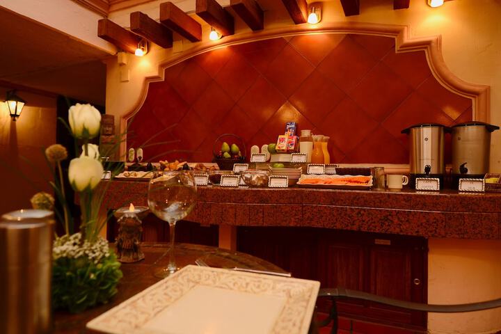 Breakfast area