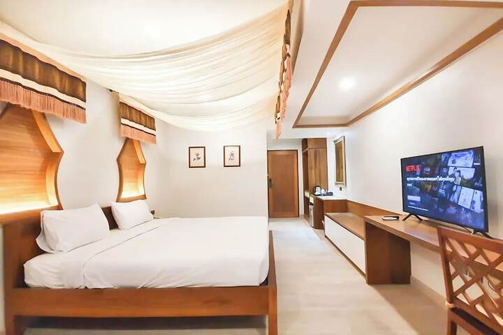 Room 28 of 54