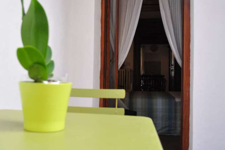 Room 15 of 62