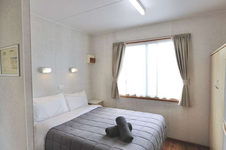 Room 6 of 56