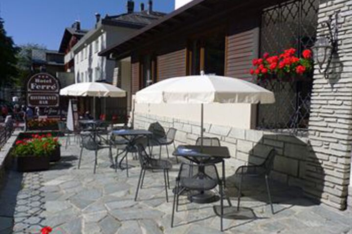 Terrace/Patio 14 of 16