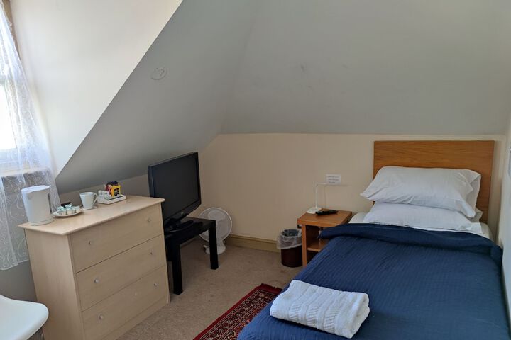 Room 7 of 49