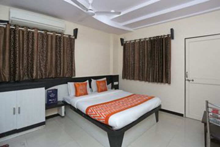 Room 7 of 23