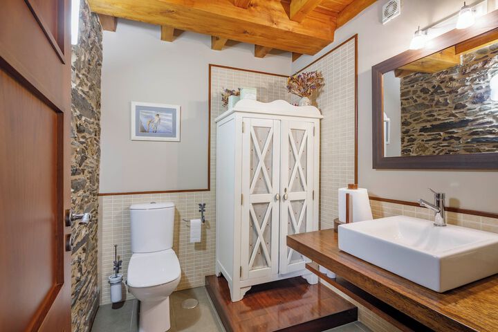 Clean Restrooms