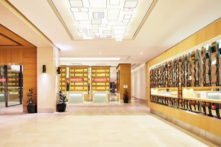 Hotel Interior 4 of 30