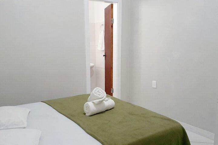 Room 3 of 43