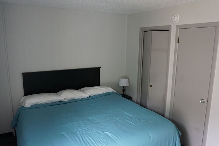 Room 10 of 26