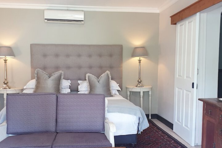 Room 54 of 138