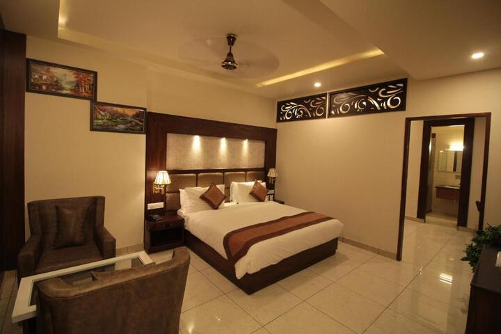 Lavanya Tower Haldwani