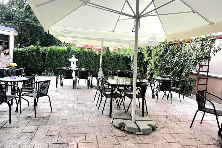 Terrace/Patio 20 of 34