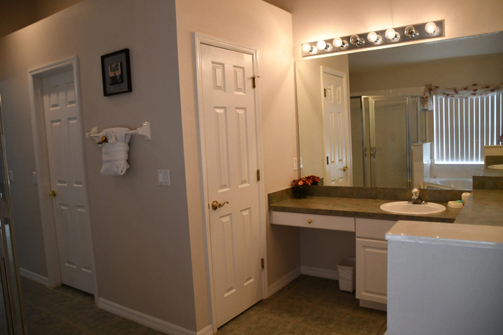 Room 8 of 21