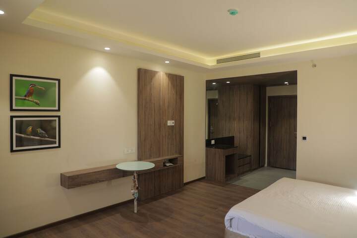Room 12 of 133