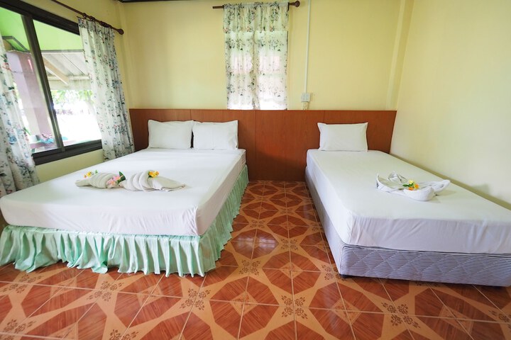 Room 19 of 90