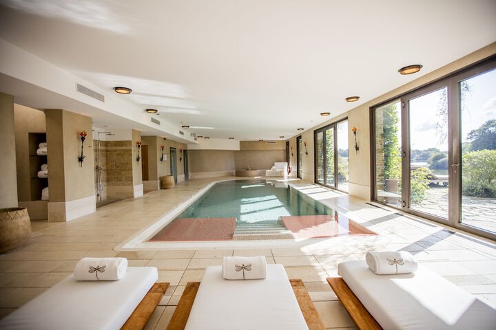 Pool 102 of 209