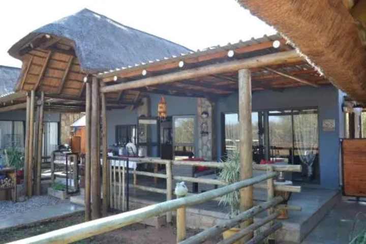 Thuhlo Lodge