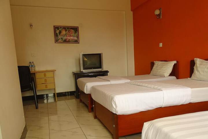 Room 18 of 43