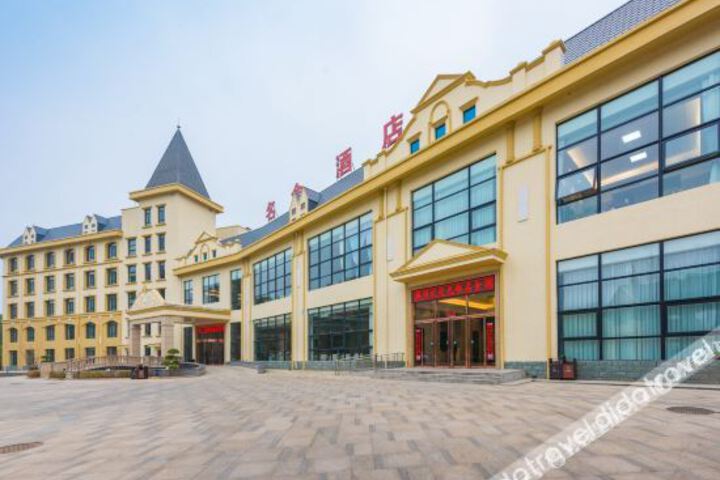 Hotel 11 of 27