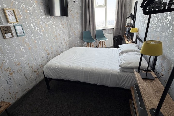 Room 73 of 114