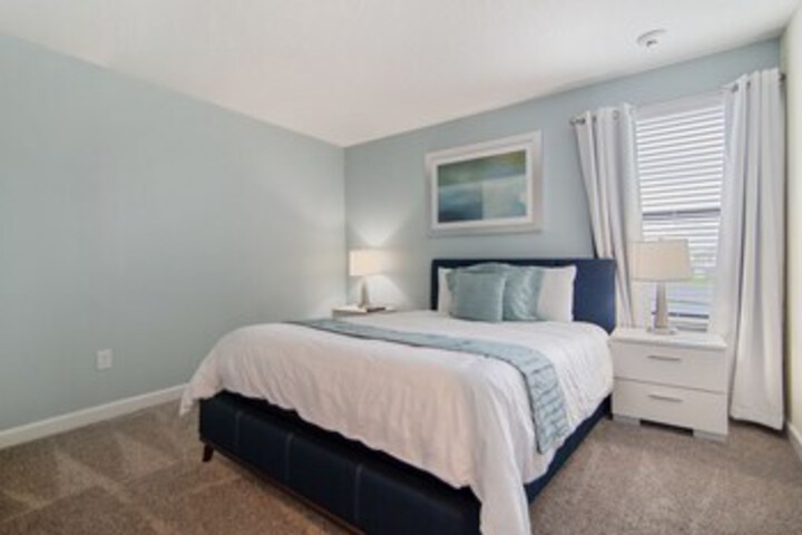 Room 8 of 31