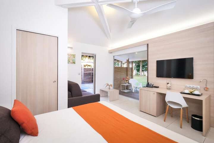 Room 12 of 60