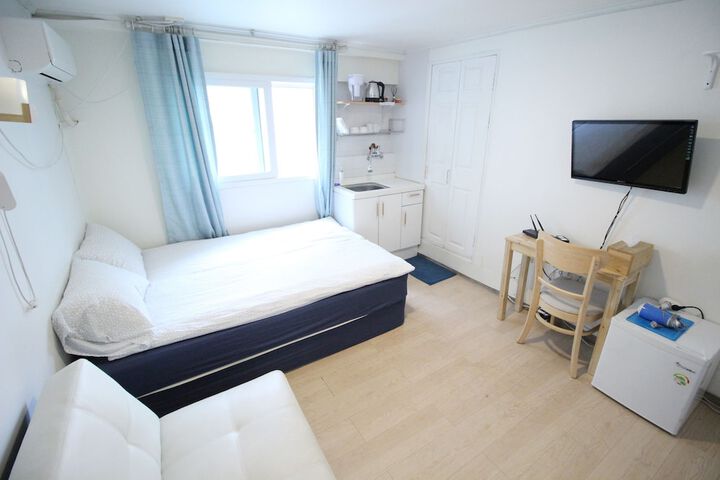 Room 20 of 178