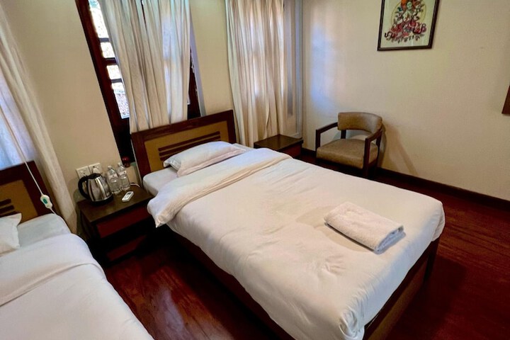 Room 8 of 51