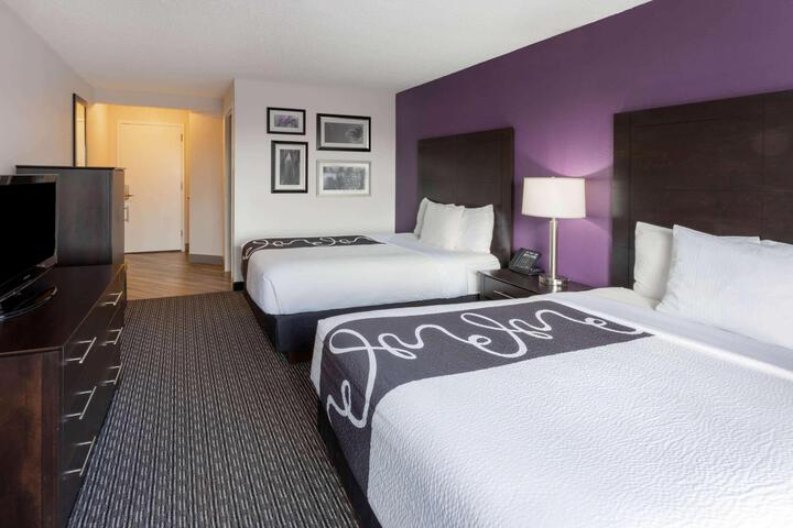 Double Bed Accessible (1 of 9)