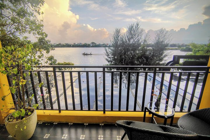 Terrace/Patio 94 of 101