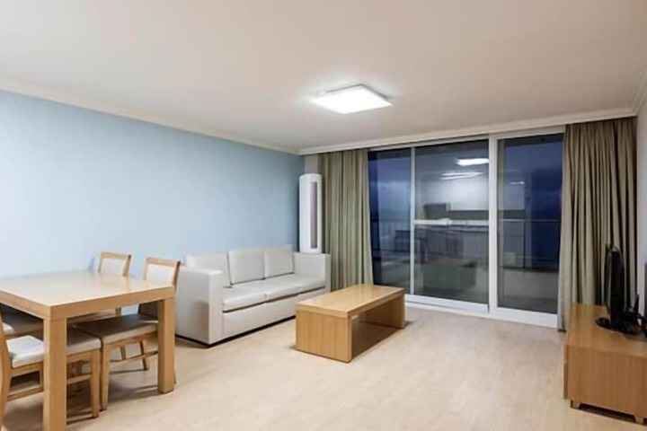 Room 16 of 45