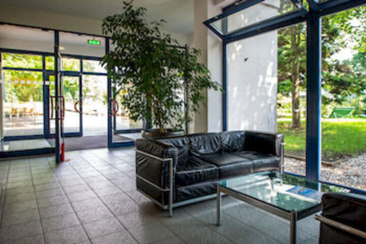 Guest Lobby