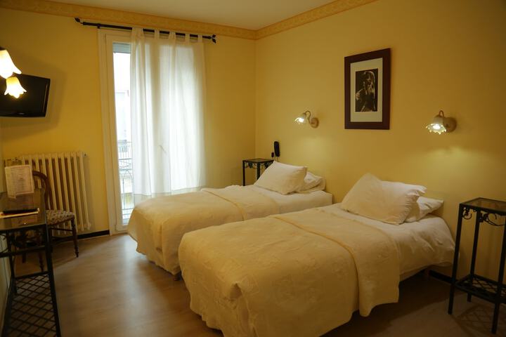 Room 45 of 70