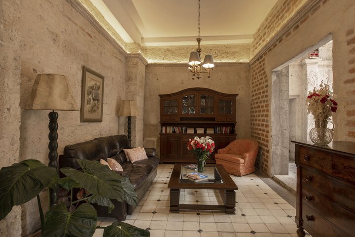Hotel 80 of 81
