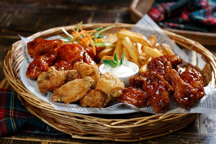 Sports bar