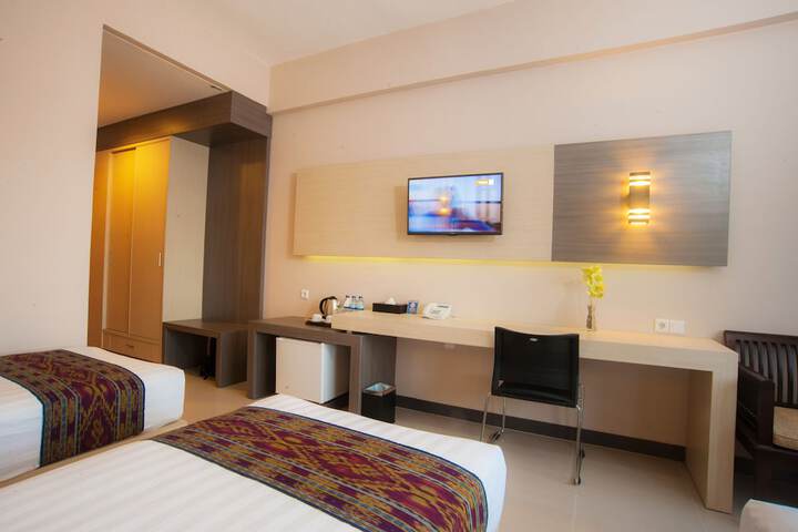 Room 7 of 43