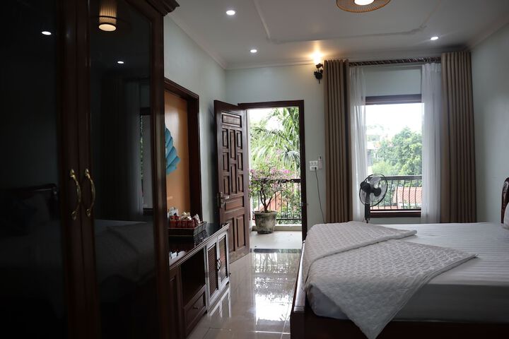 Room 38 of 98