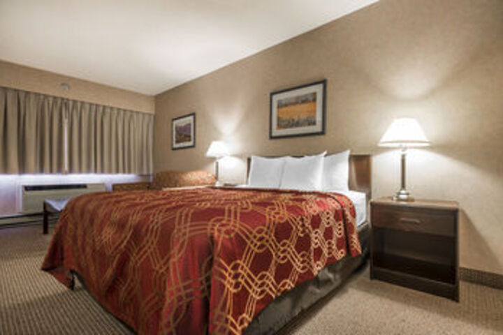 Room 10 of 25