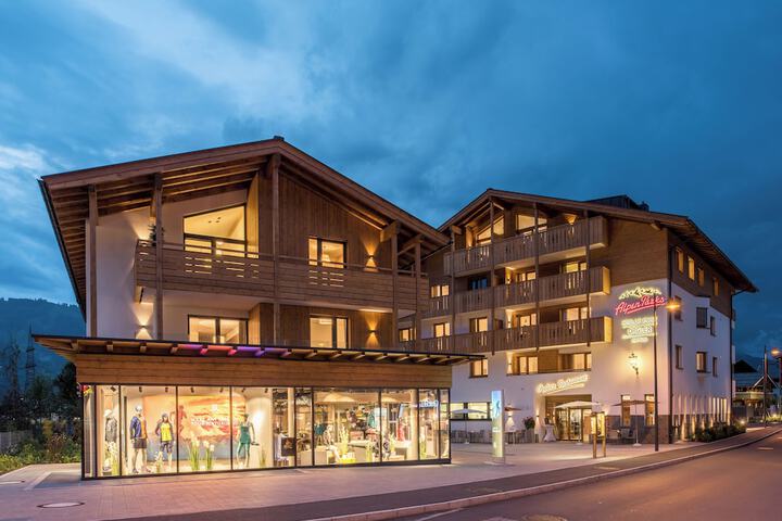 Exterior of AlpenParks Hotel & Apartment Orgler