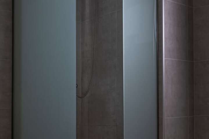 Room 42 of 58