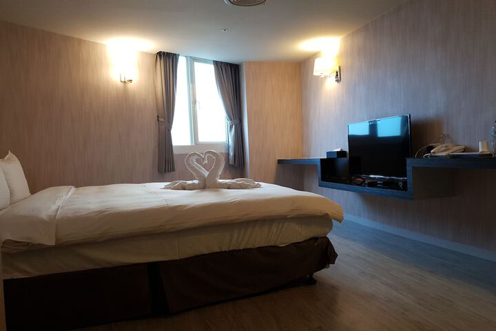 Room 7 of 40