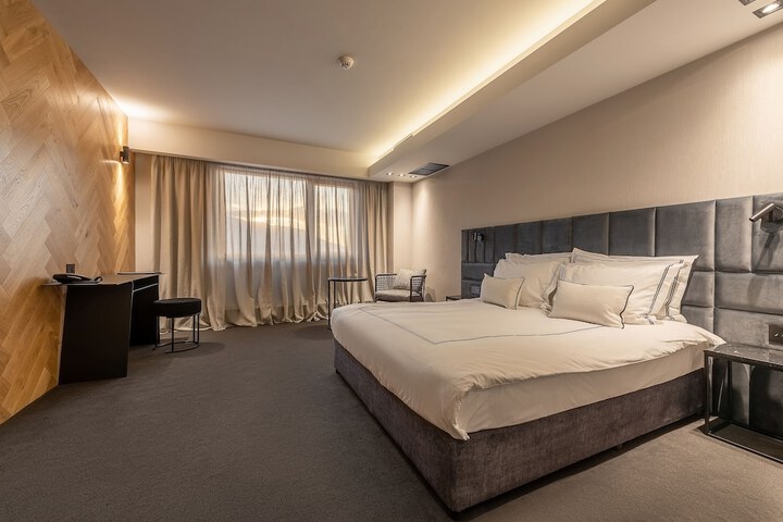 Room 20 of 64