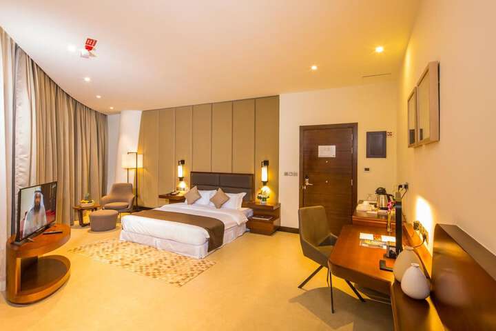 Room 12 of 41
