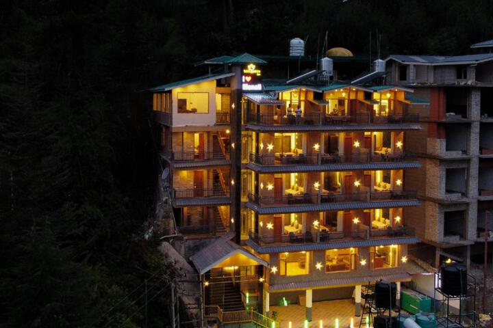 Touch Wood Inn