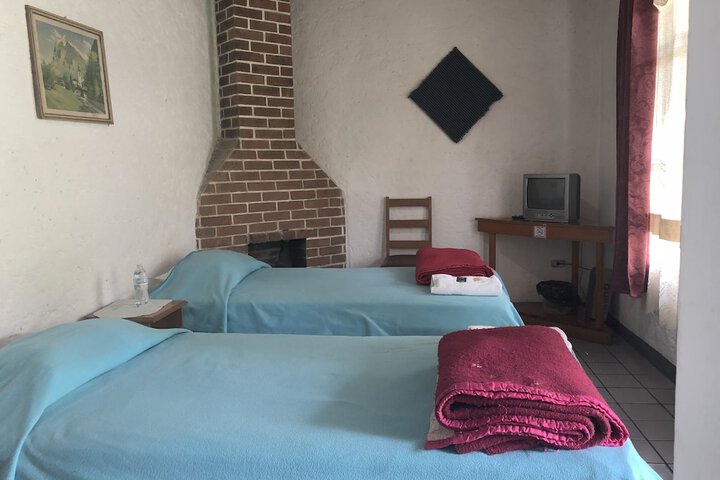 Room 8 of 19