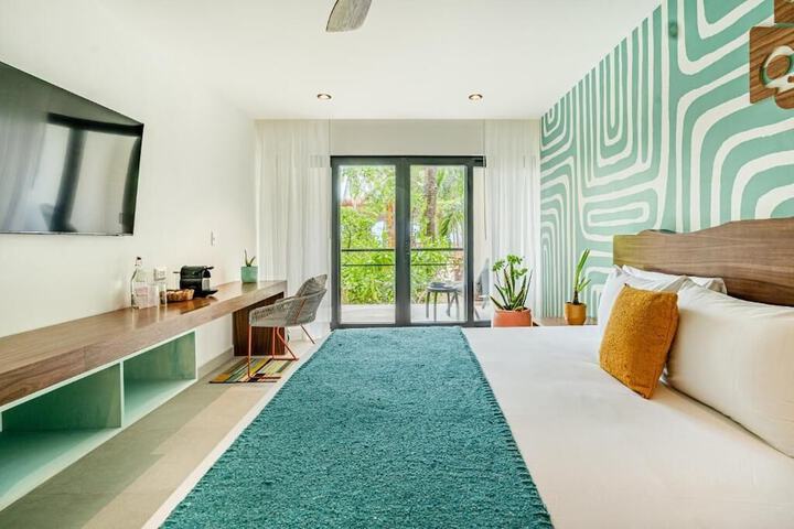 Room 12 of 70