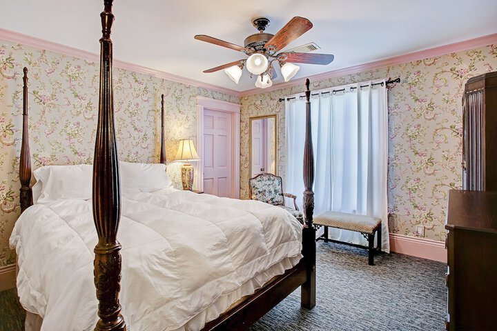 Room 20 of 82