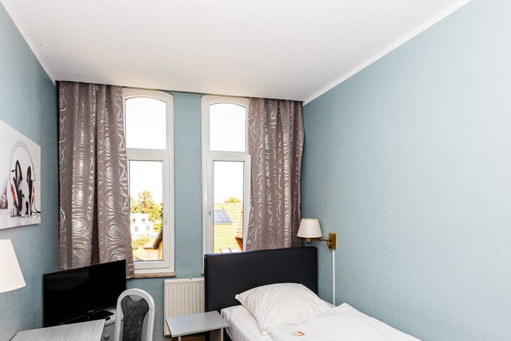 Room 21 of 54