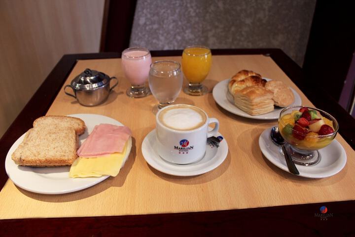 Breakfast meal