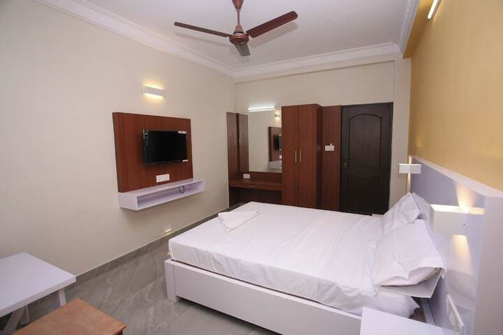 Hotel 4 of 10