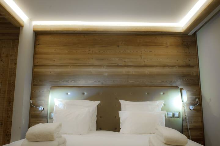 Room 18 of 64